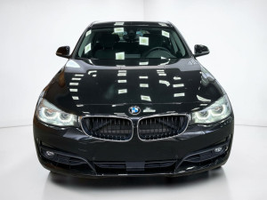 BMW 320i xDrive foto 3