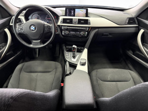 BMW 320i xDrive foto 6