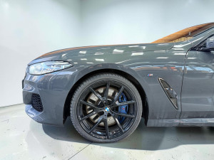 BMW M850i xDrive Convertible foto 5