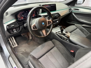 BMW 520d xDrive Touring foto 8