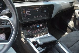 AUDI e-Tron Advanced 55 Quattro foto 8