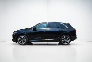 AUDI e-Tron Advanced 55 Quattro foto 3