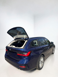 BMW 320d xDrive Touring foto 3