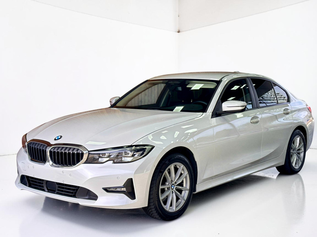 BWM 320i xDrive Sedan