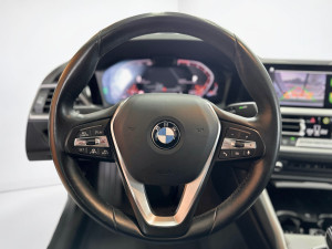 BWM 320i xDrive Sedan foto 6