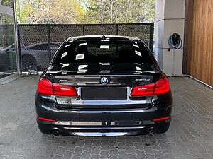 BMW 5 Series 520d xDrive A/T foto 13