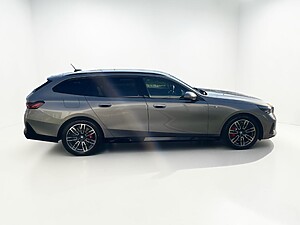 BMW 520d xDrive Touring foto 5