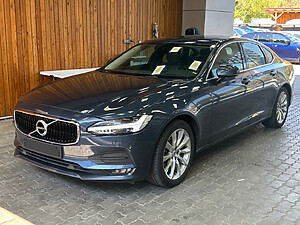 Volvo S90 D4 Momentum Automatic foto 1