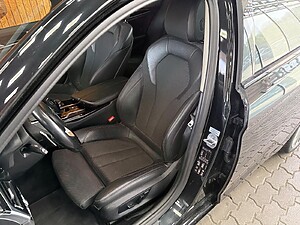 BMW 5 Series 520d xDrive A/T foto 4