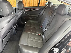 BMW 5 Series 520d xDrive A/T foto 10
