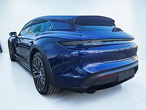 Porsche Taycan 4S Cross Turismo foto 4
