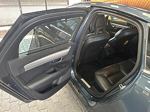 Volvo S90 D4 Momentum Automatic foto 16