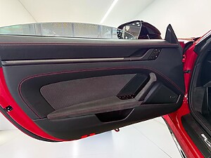 Porsche 911 Carrera 4 GTS Cabriolet foto 6