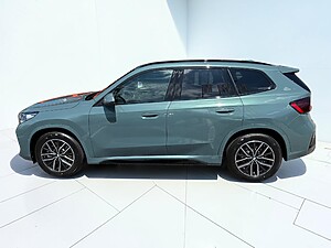 BMW X1 xDrive23i foto 3