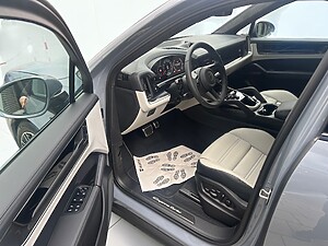 Porsche Cayenne Turbo E-Hybrid Coupé foto 7