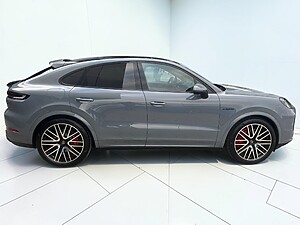 Porsche Cayenne Turbo E-Hybrid Coupé foto 6