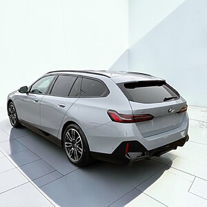 BMW i5 xDrive40 Touring foto 4
