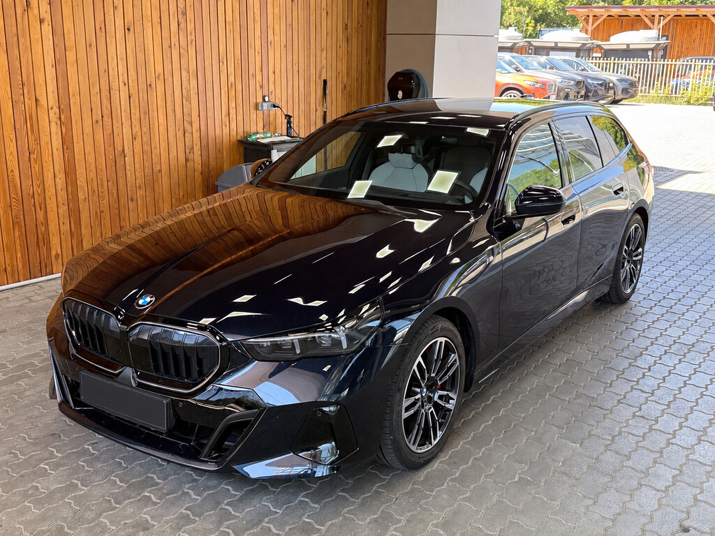 BMW 5 Series Touring 540d