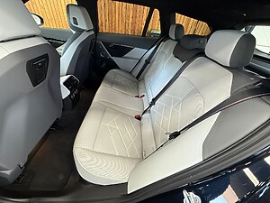 BMW 5 Series Touring 540d foto 21