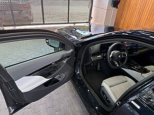 BMW 5 Series Touring 540d foto 5