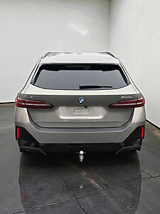 BMW 5 Series Touring 540d foto 9