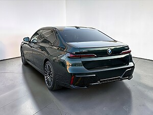 BMW 740d xDrive Sedan foto 4
